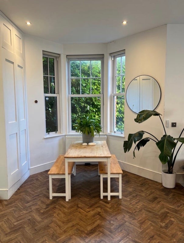 Room Thorncliffe Road in Greater London