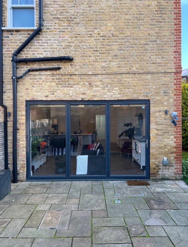 Room Thorncliffe Road in Greater London