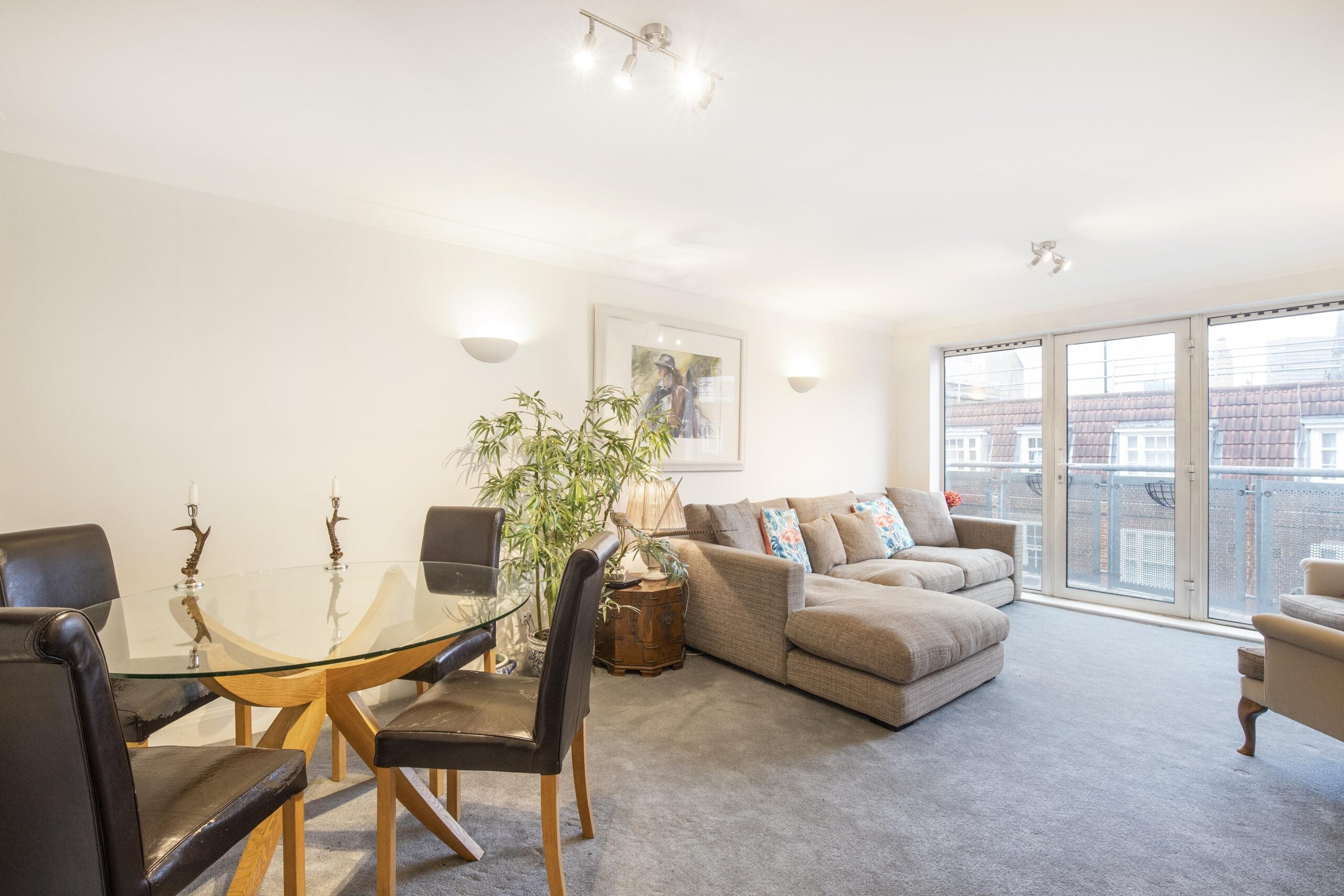 Flat Regency Street in City of Westminster