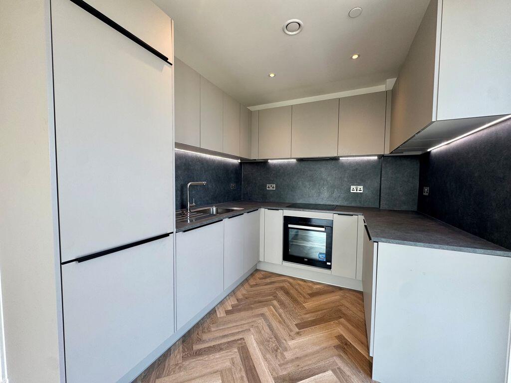 Flat Addiscombe Road in London