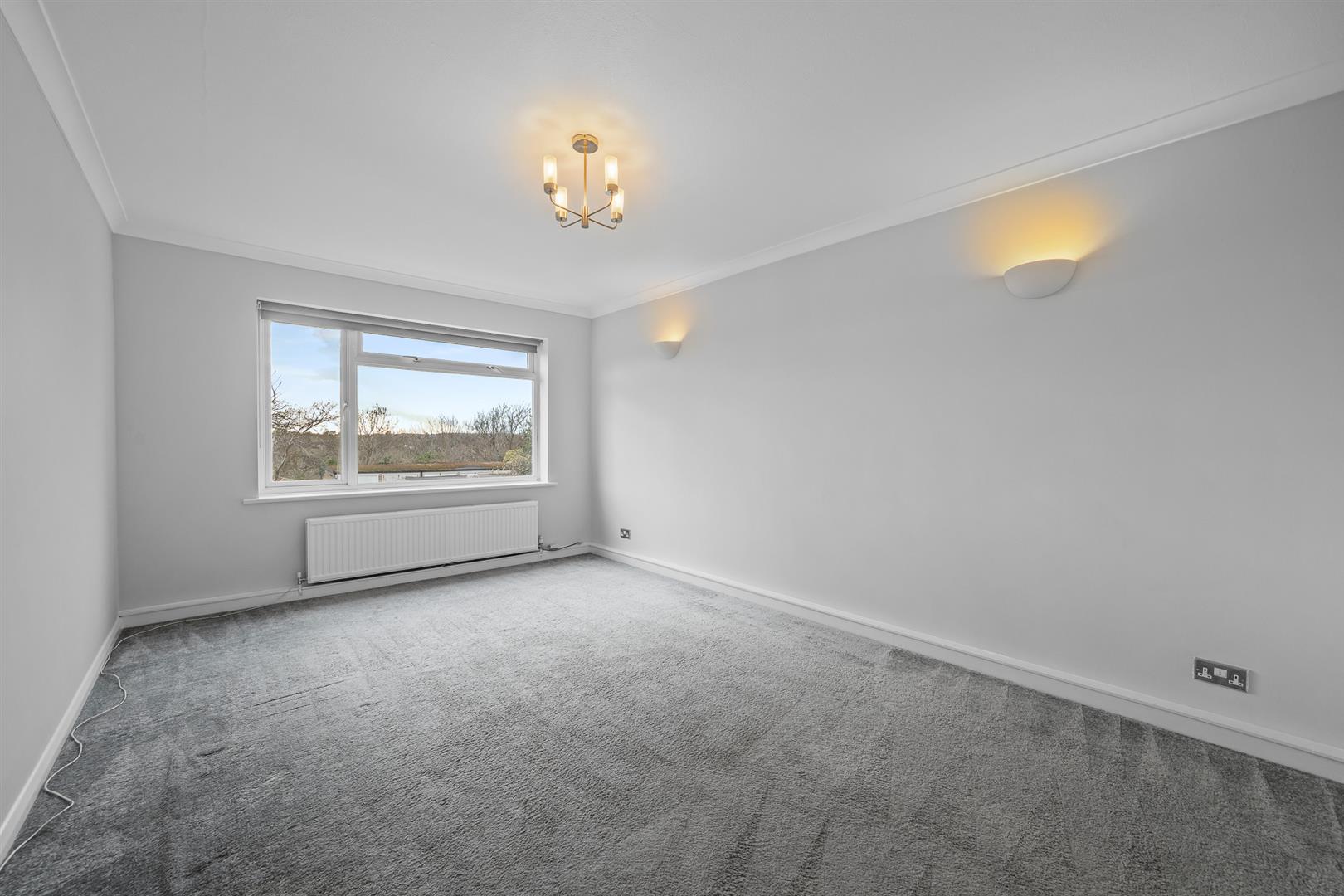 Flat Coniston Road in Greater London
