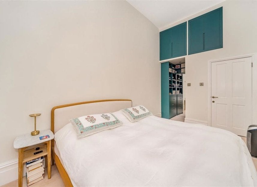 Flat Queen's Gate in Greater London
