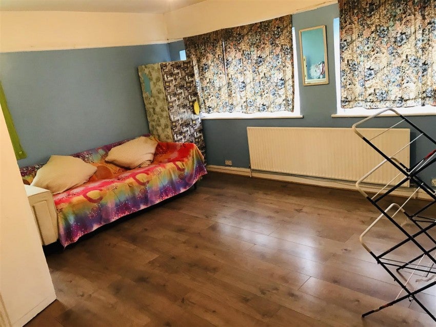 Flat Kingsley Road in Greater London
