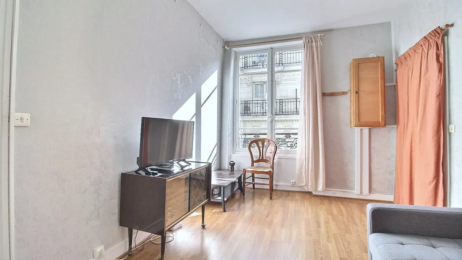 Appartement Rue du Pont aux Choux à Paris
