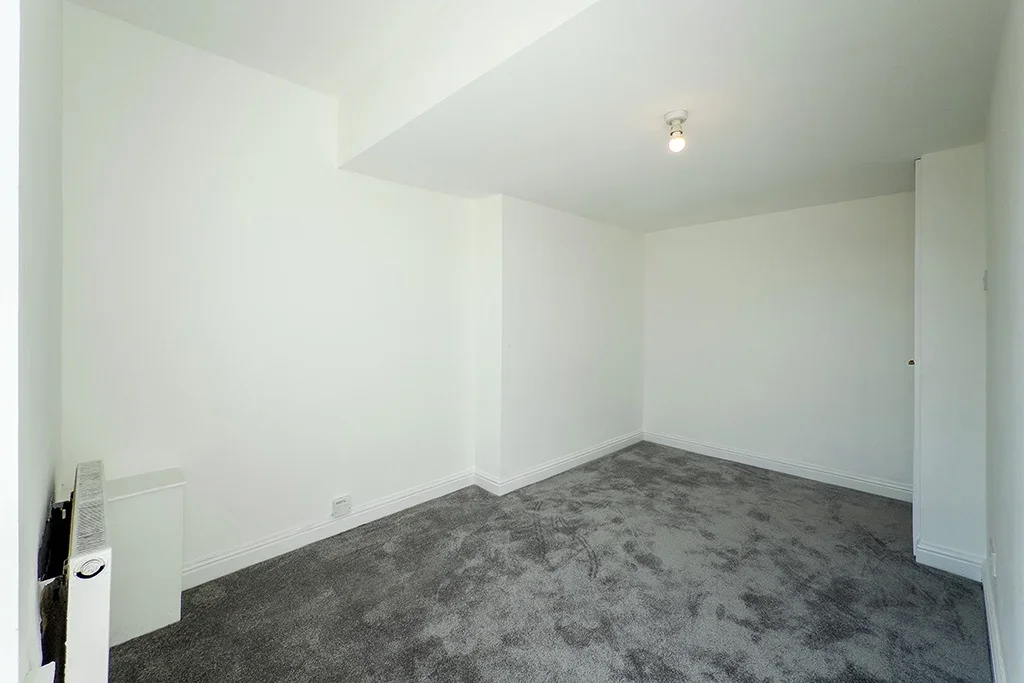 Flat Stamford Arcade in Tameside