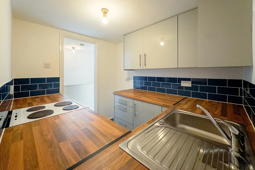 Flat Stamford Arcade in Tameside