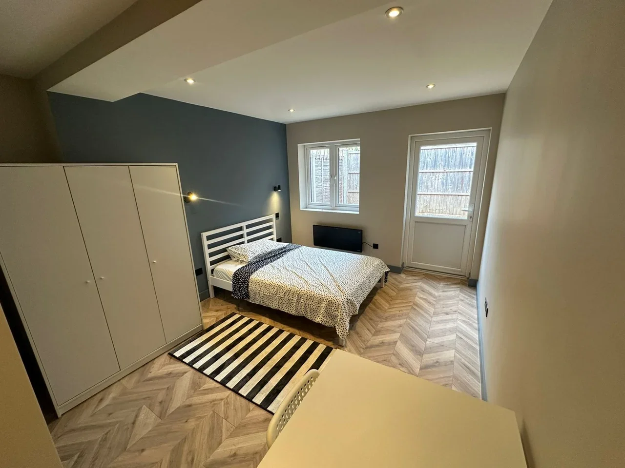 Room Mutton Lane in Hertsmere