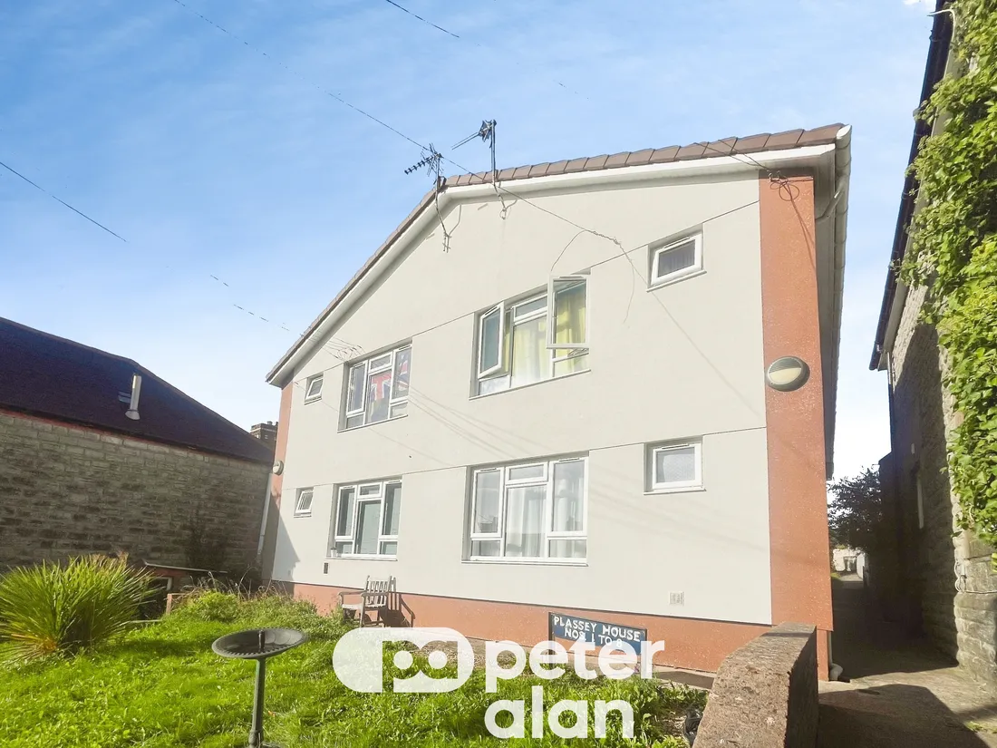 Flat Plassey Street in Penarth