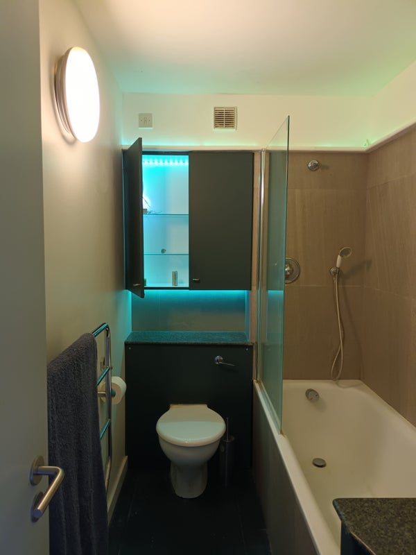 Room Gainsford Street in Greater London