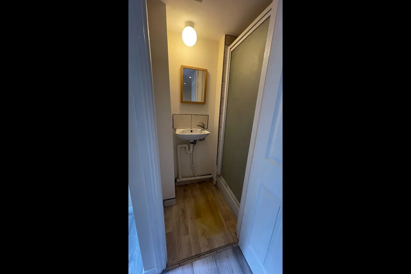 Room Stanley Road in Gillingham
