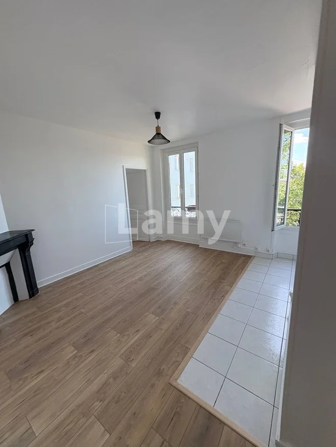 Appartement Rue de la Gare à Noisy-le-Sec