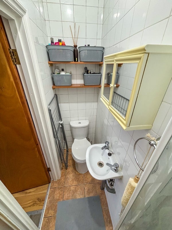 Flat Harringay Road in Greater London