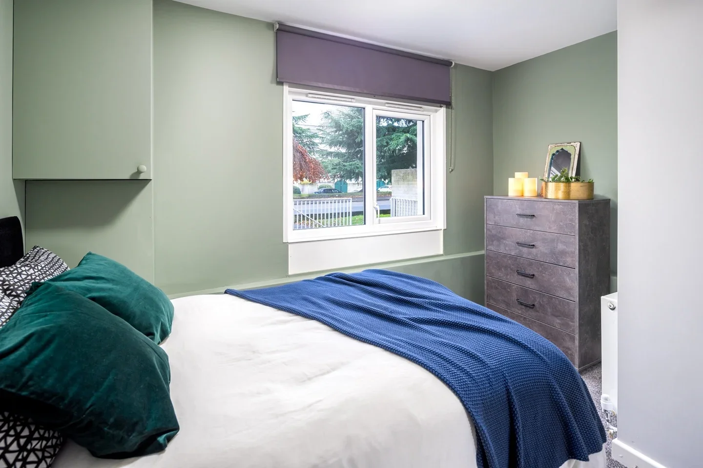 Room Cedars Road in Greater London
