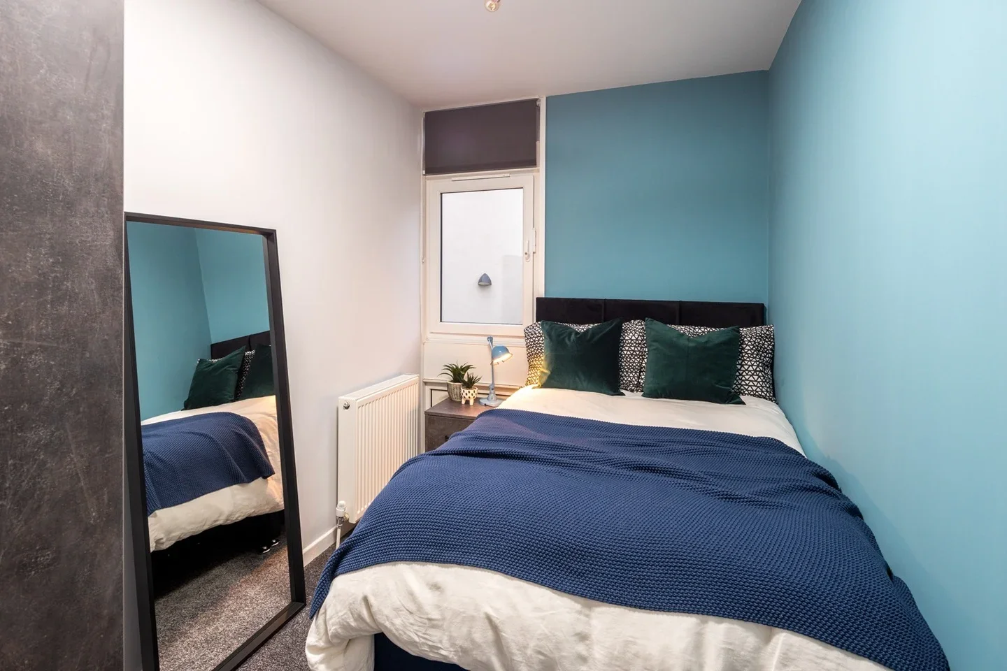 Room Cedars Road in Greater London