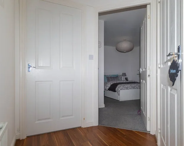 Flat Russell Road in Bathgate