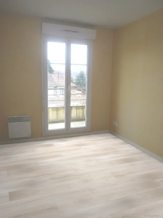 Appartement Rue Pierre et Marie Curie à Margny-lès-Compiègne