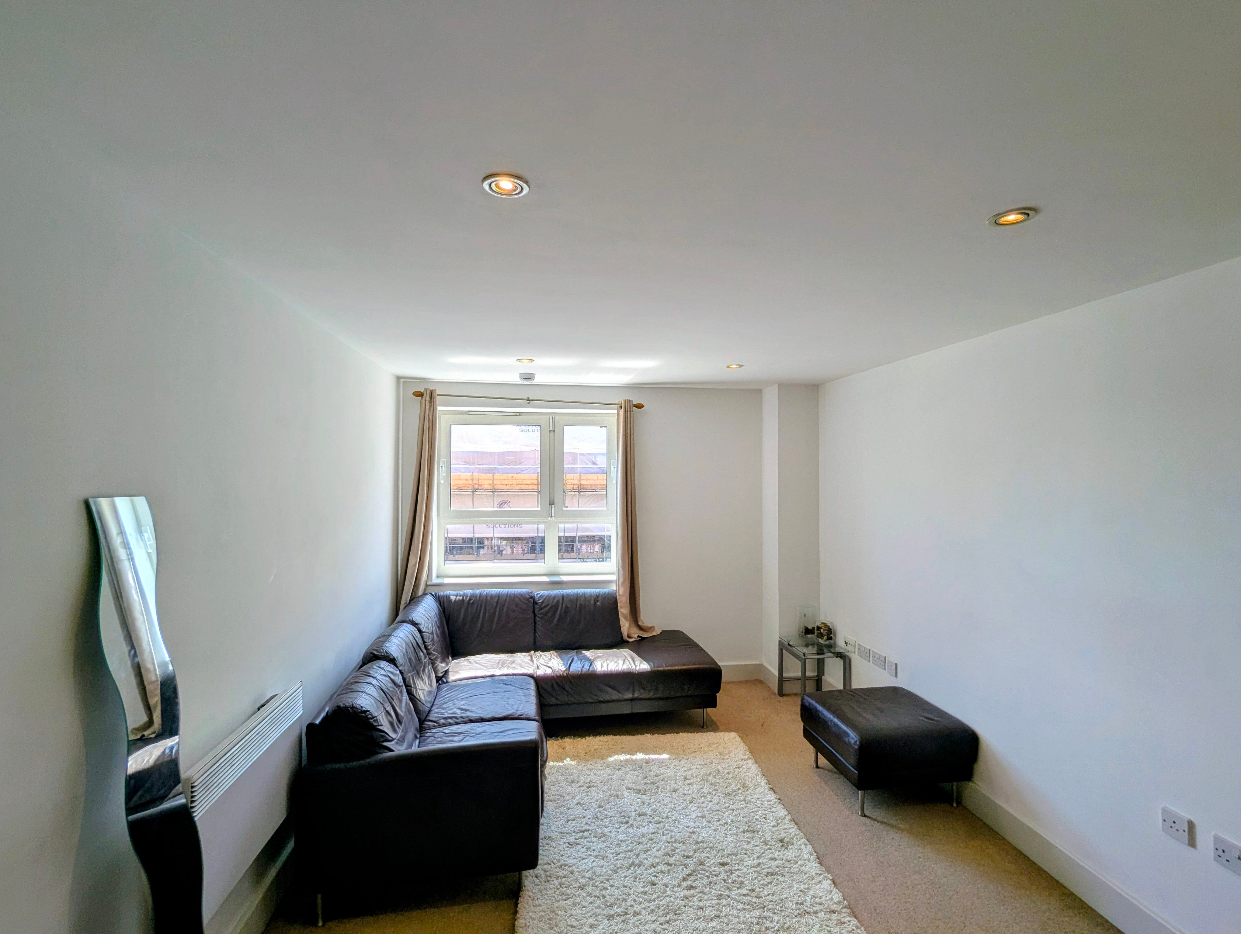Flat King's Road in Swansea