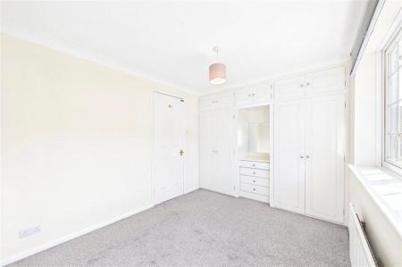 House Little Copse Chase in Basingstoke and Deane