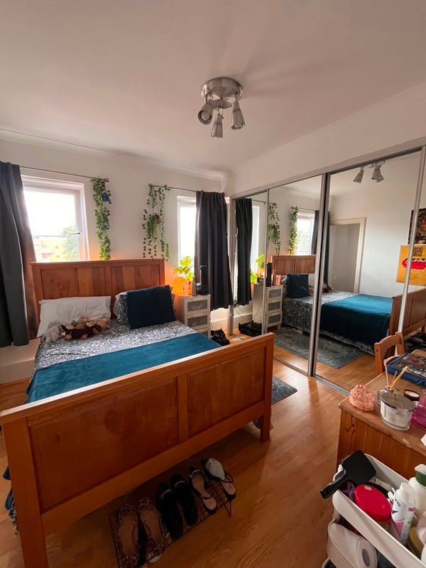 Room Elim Street in Greater London