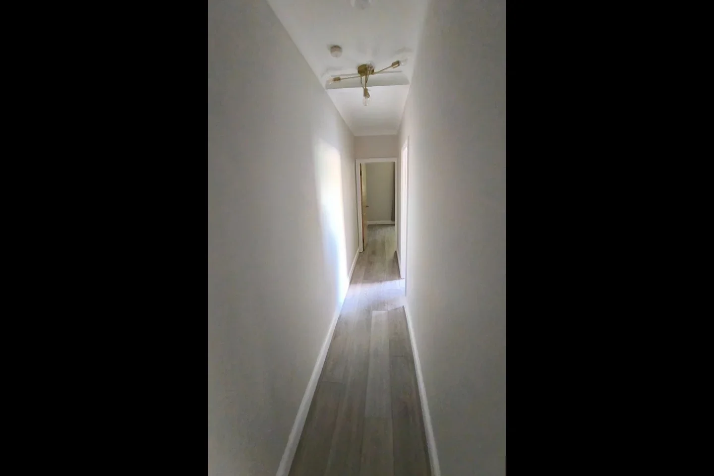 Flat Myddleton Road in Greater London
