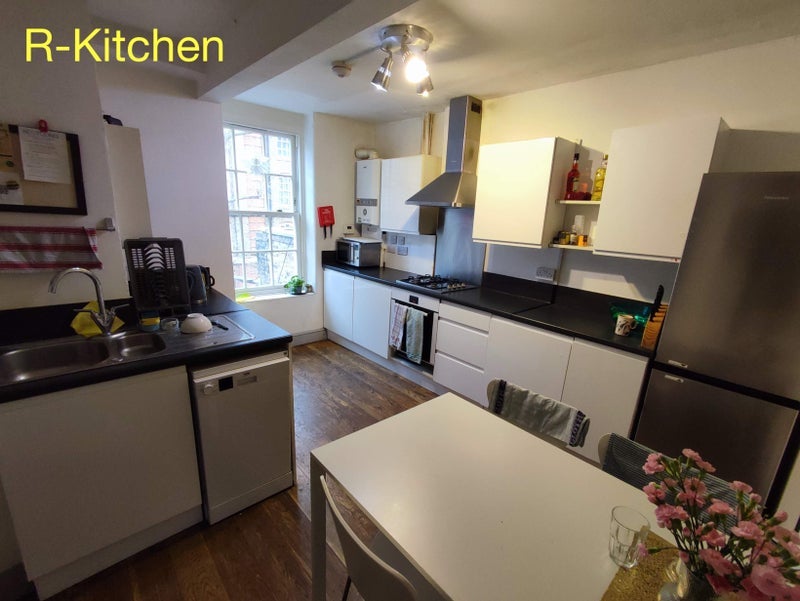 Room Leather Lane in Greater London