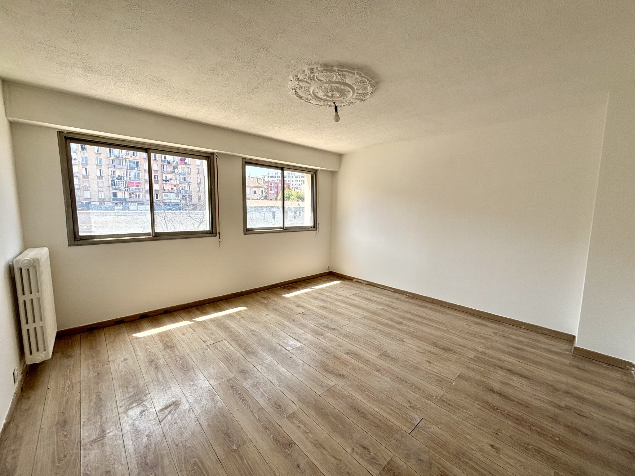 Flat Rue Ranque in Marseille