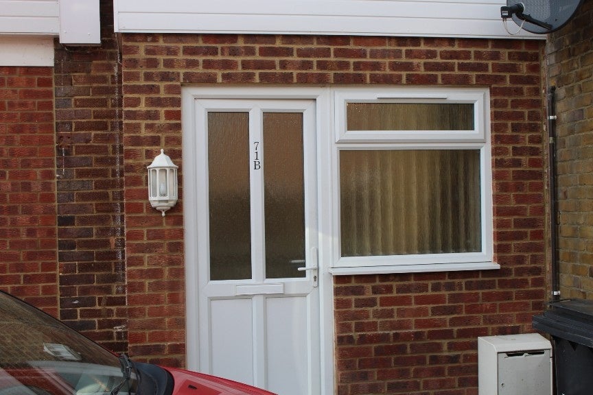 Flat Rochester Avenue in Luton