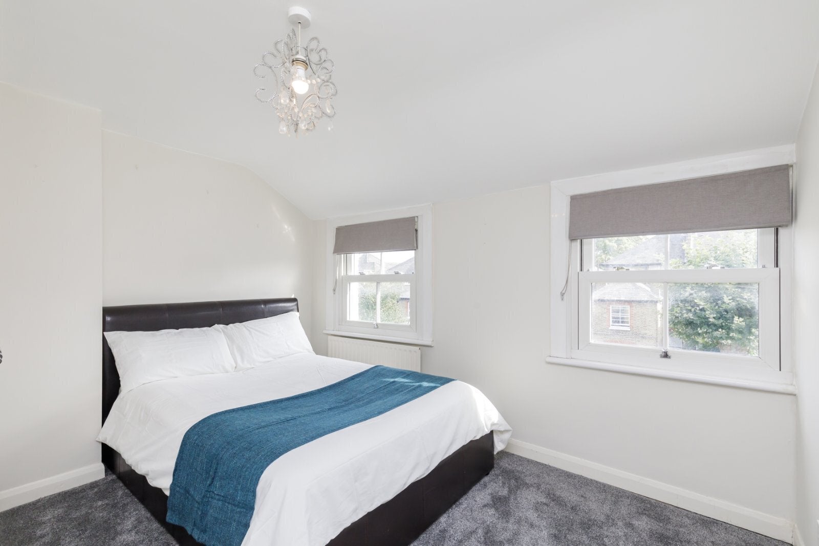 House Sternhold Avenue in Greater London