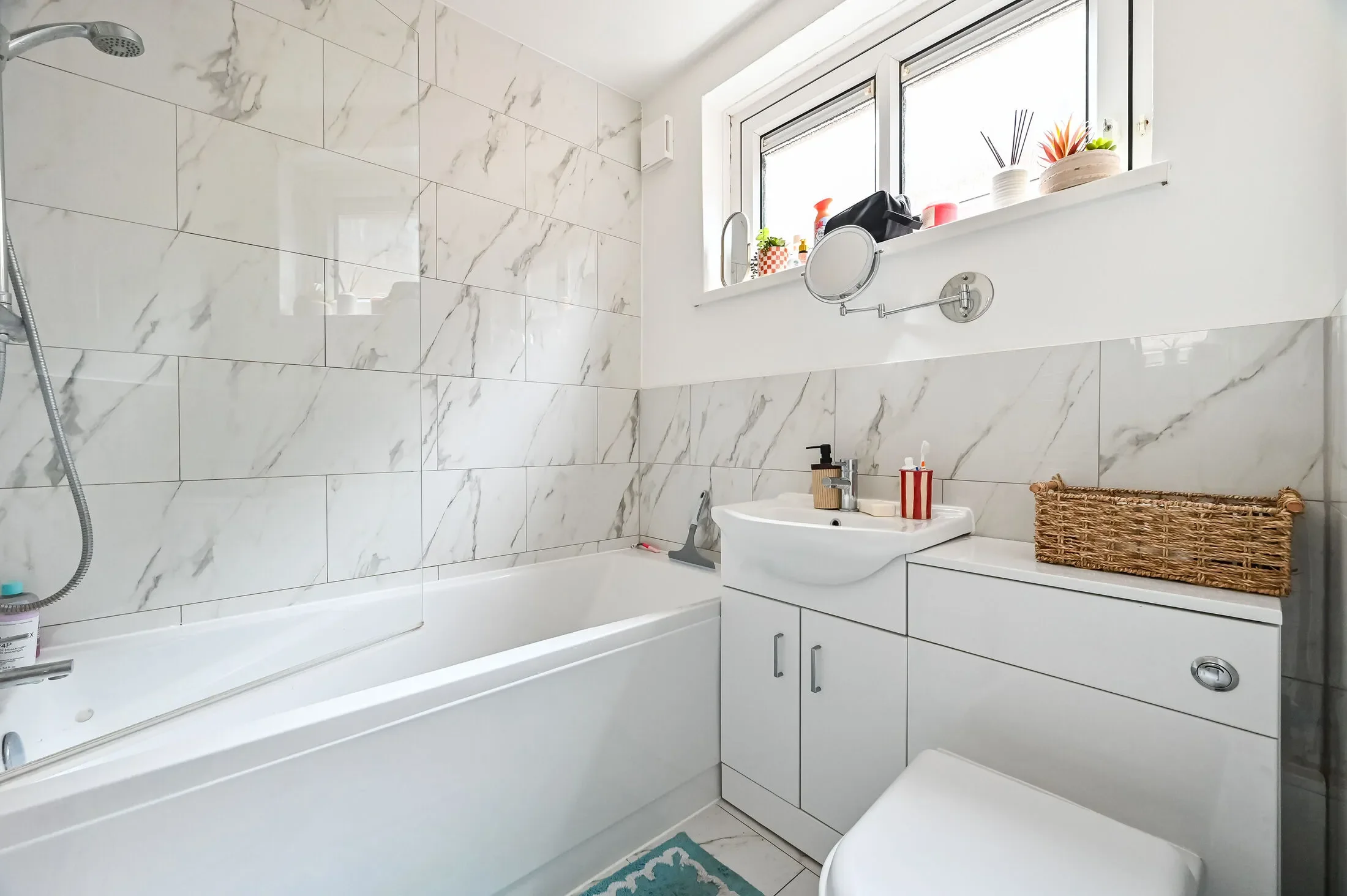 Flat Trefil Walk in Greater London