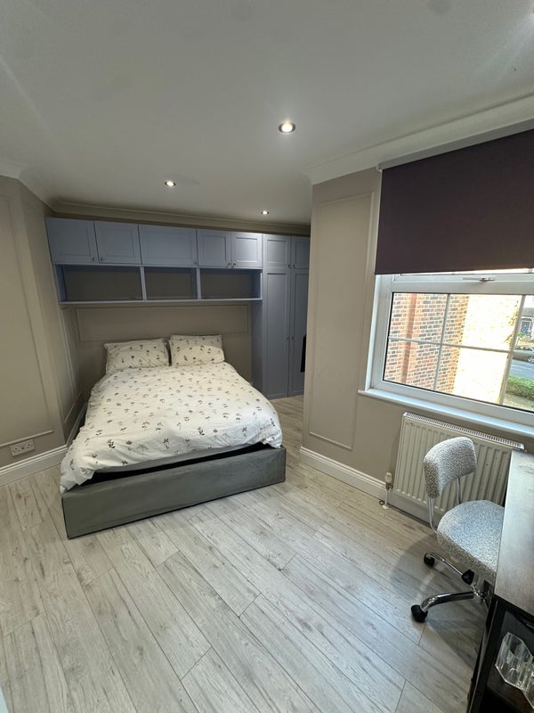 Room Hartland Road in Greater London
