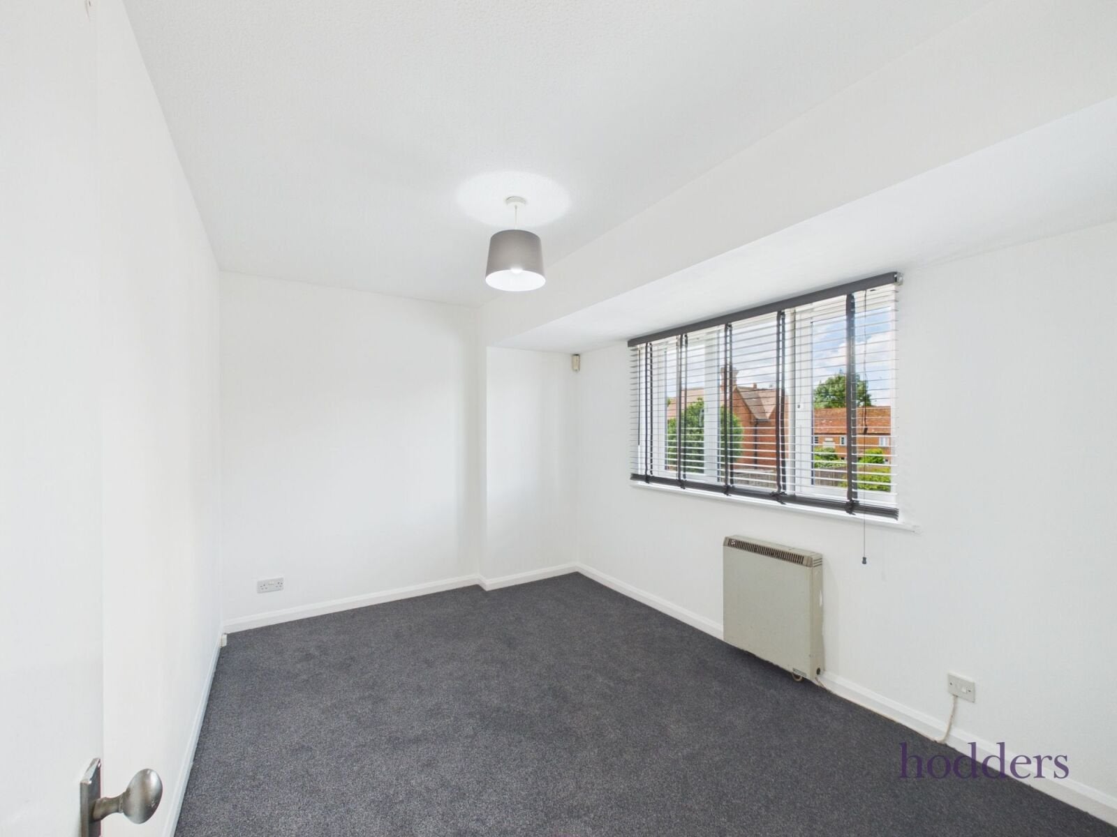 Flat Gogmore Lane in Borough of Runnymede
