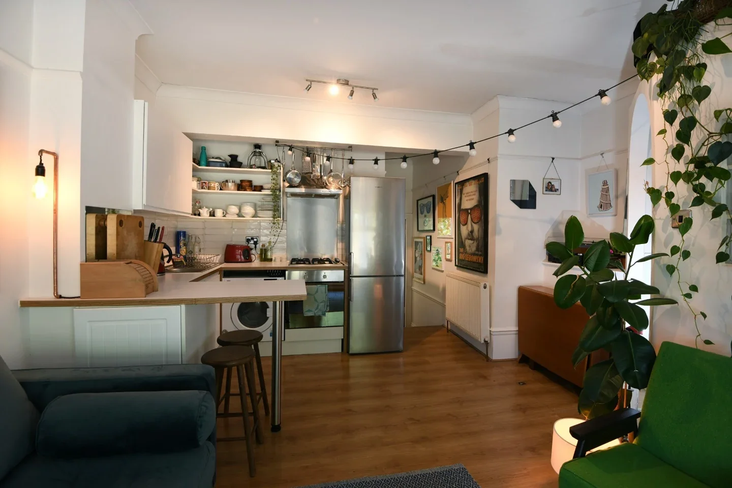 Flat Sandringham Road in Greater London