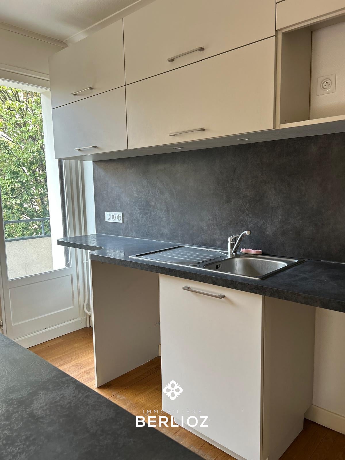 Flat Rue Aimé Requet in Grenoble
