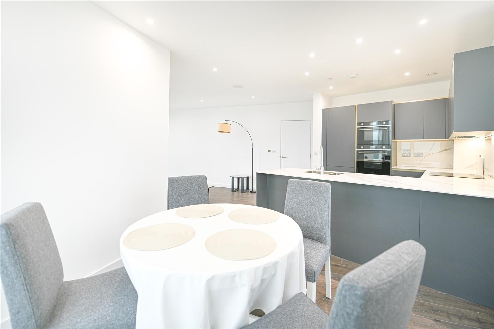 Flat Scrimgoeur Place in Greater London