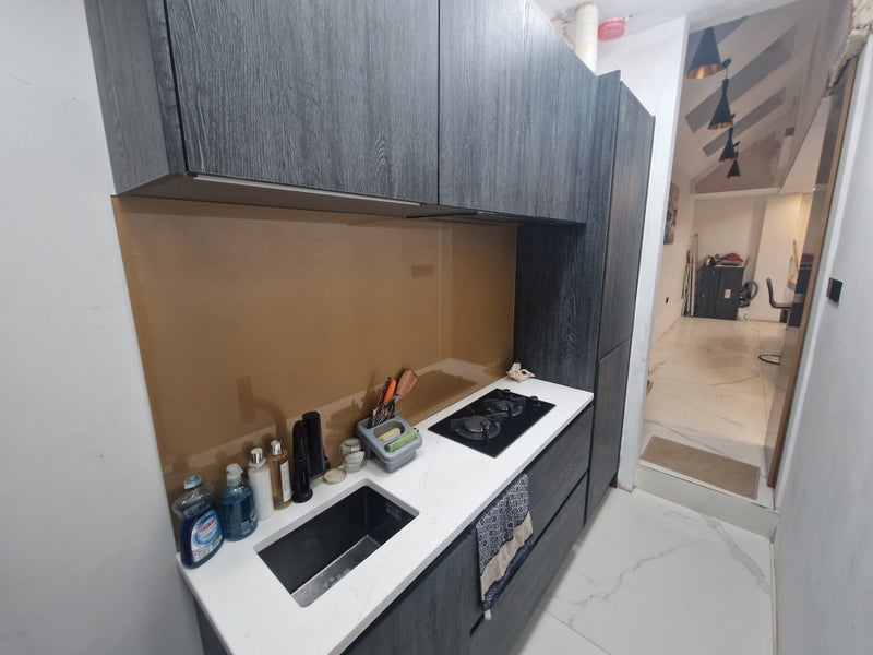 Room Glebe Road in Greater London