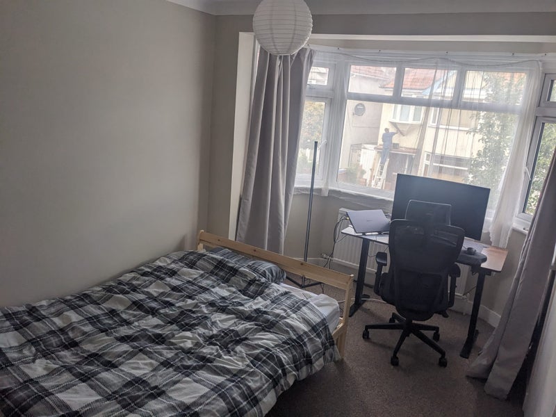 Room Causeyware Road in Greater London