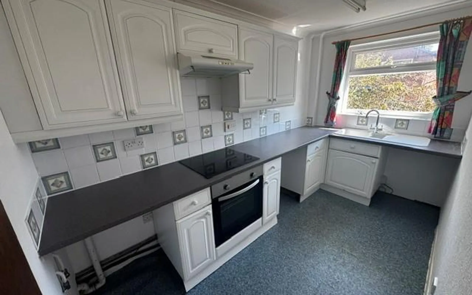 Flat Hooke Close in Poole