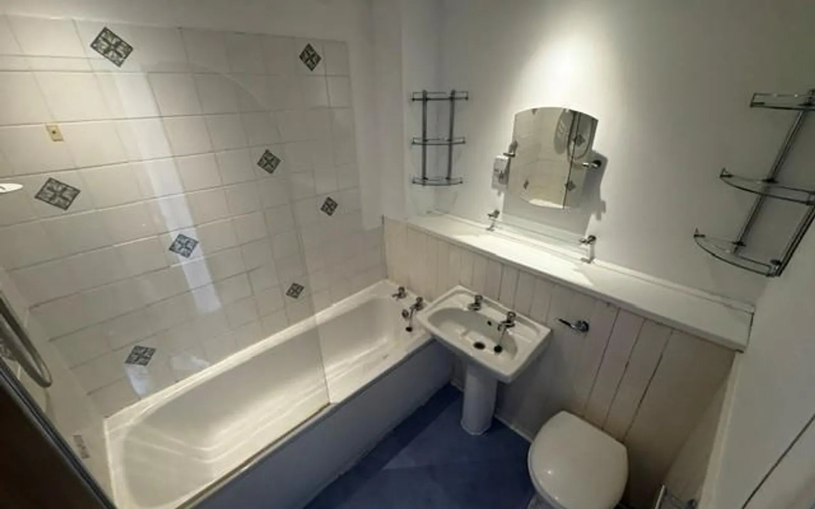 Flat Hooke Close in Poole