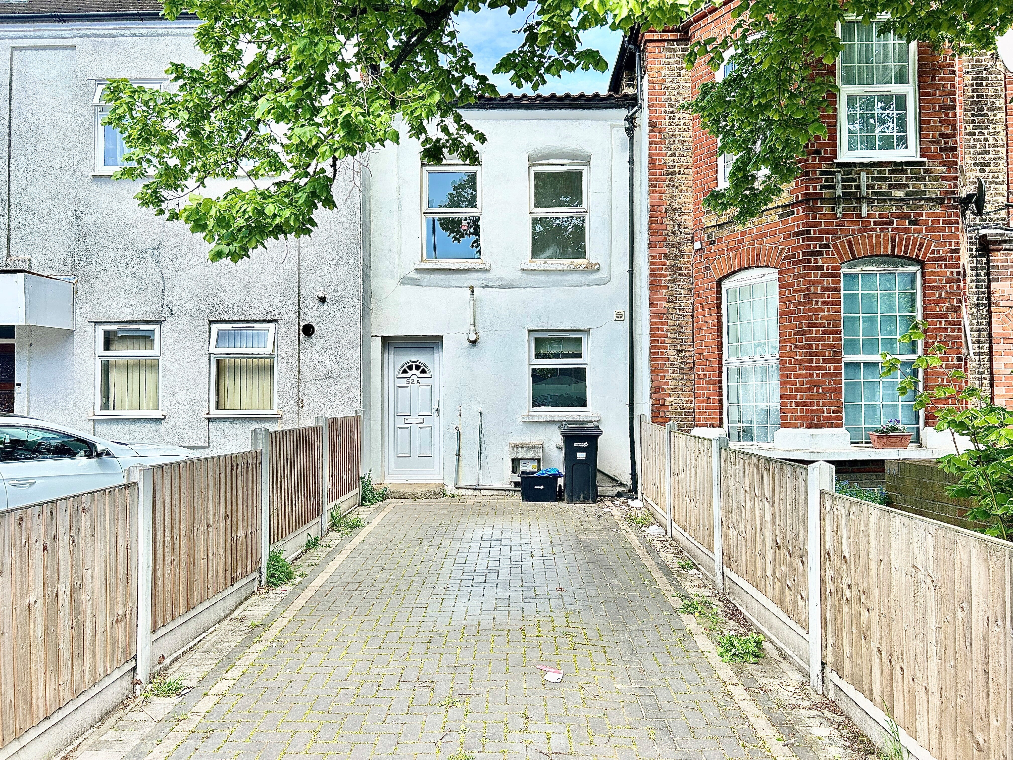 House Cameron Road in Greater London