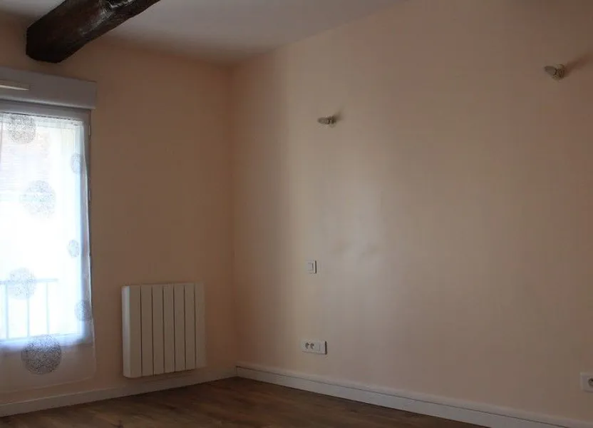 Appartement D 2 à Pécy