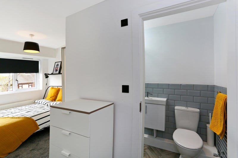Room Wesley Street in Leeds