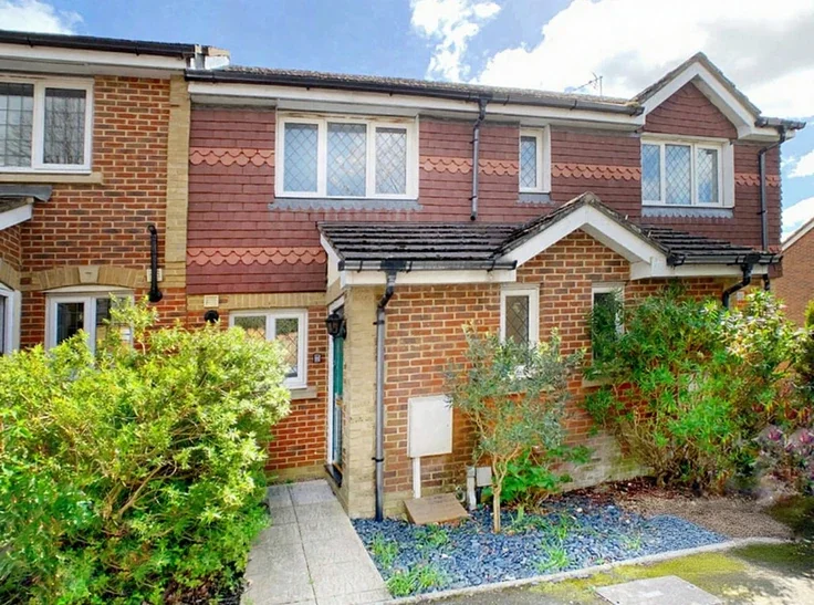 House Strathcona Gardens in Woking