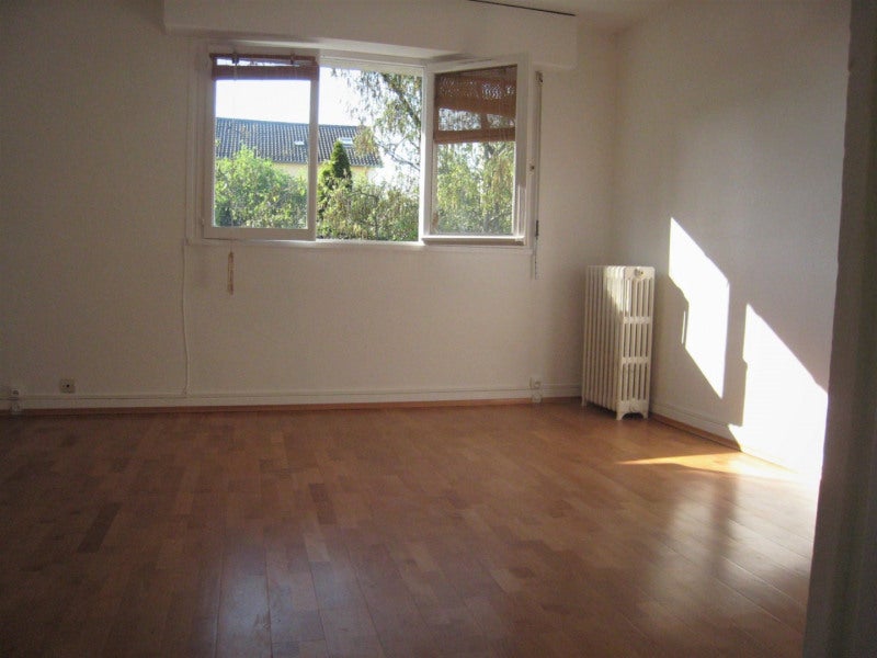 Flat Route du Particulier in Saint-Germain-en-Laye