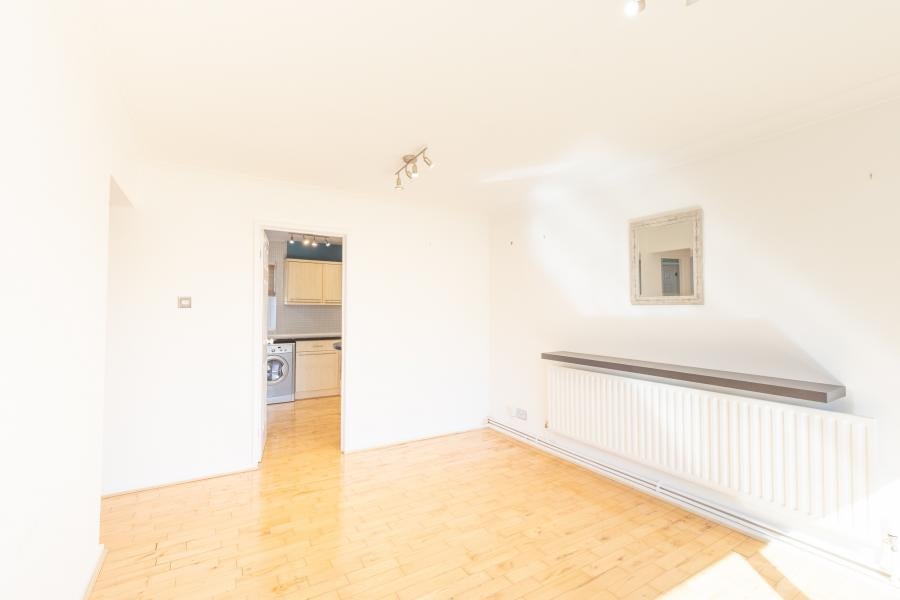 Flat Wood Close in Leeds