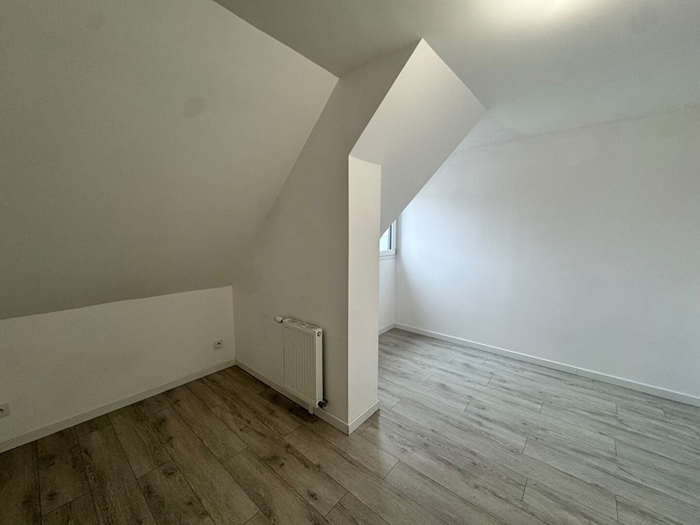 Flat Rue de la Fontaine Couverte in Dammarie-les-Lys