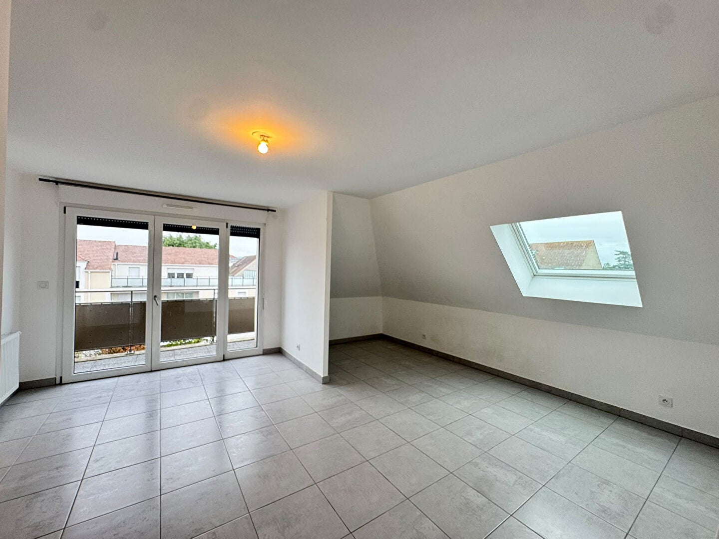 Flat Rue de la Fontaine Couverte in Dammarie-les-Lys