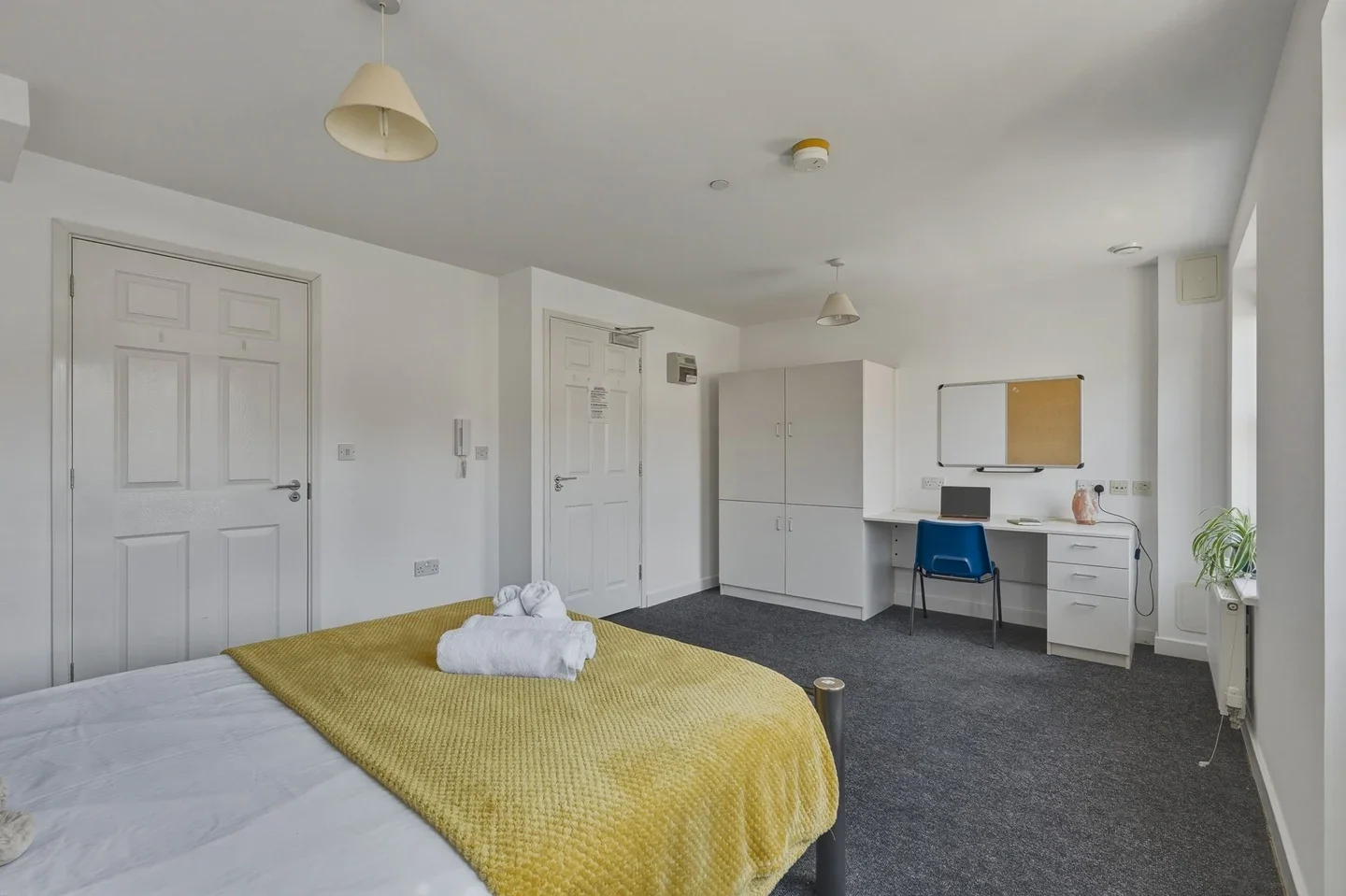 Room New Mills Yard in Norwich