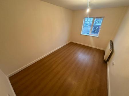 Flat The Railer in Sandwell