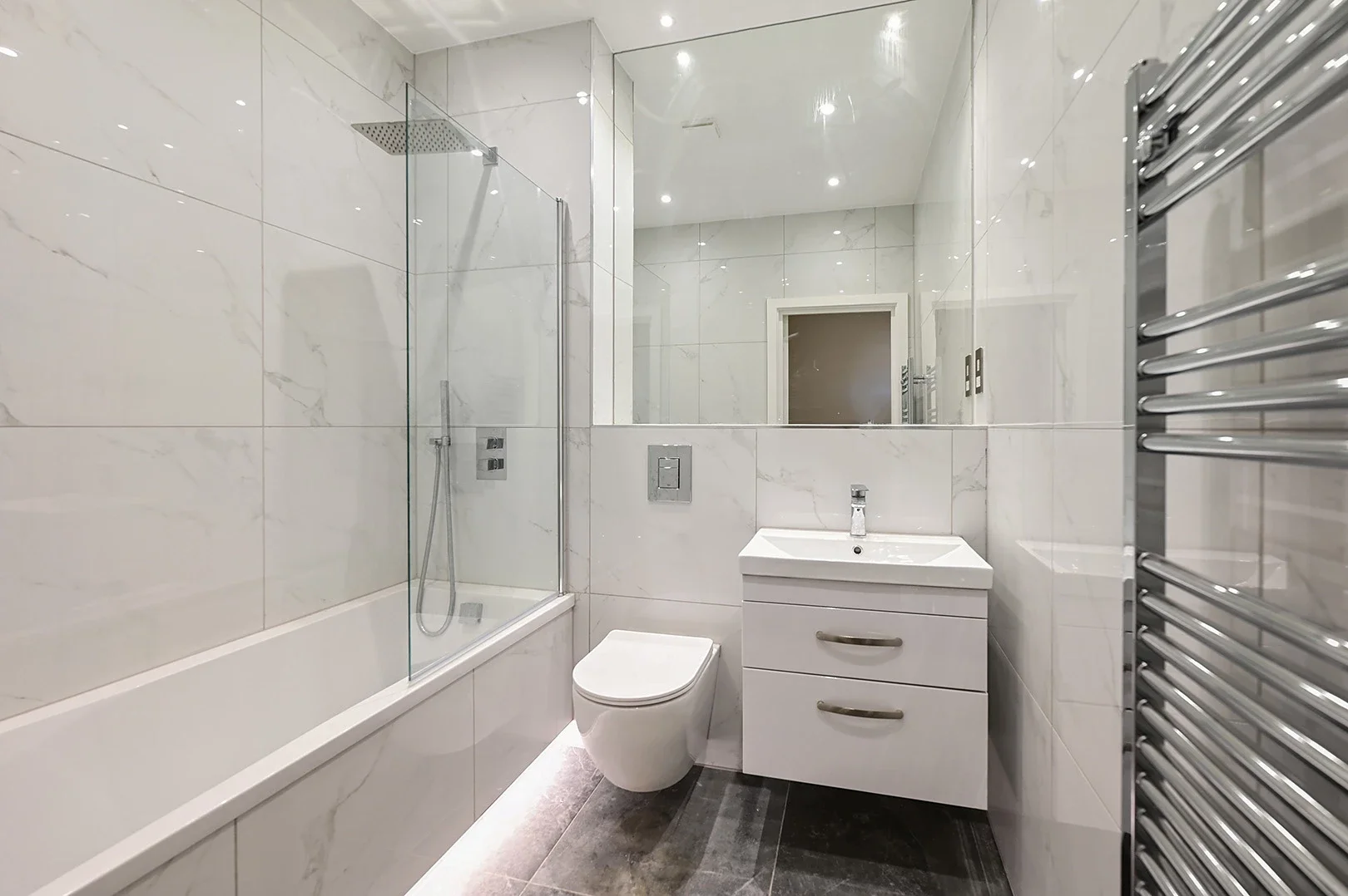 Flat Eastmead in Rushmoor