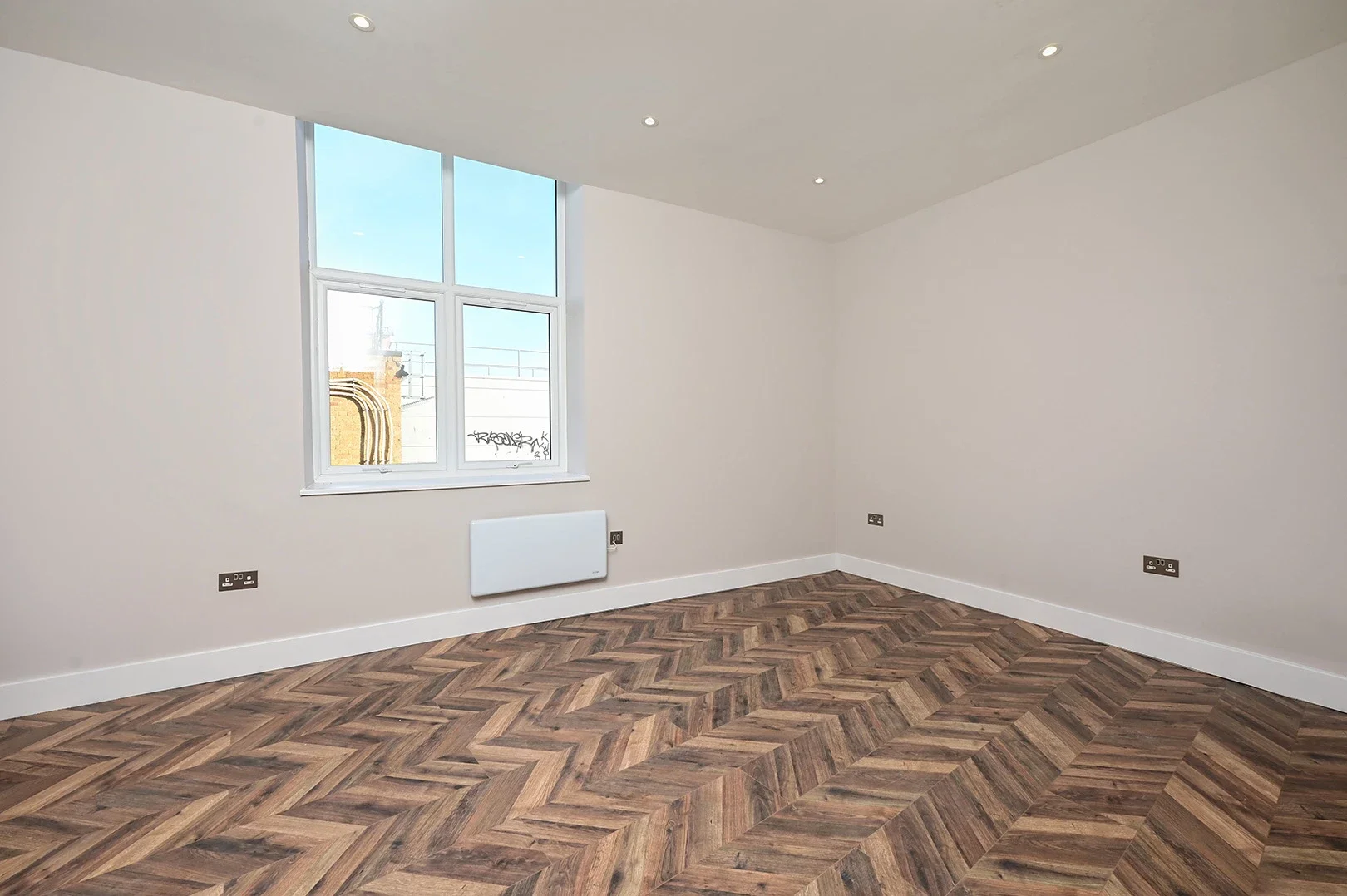 Flat Eastmead in Rushmoor